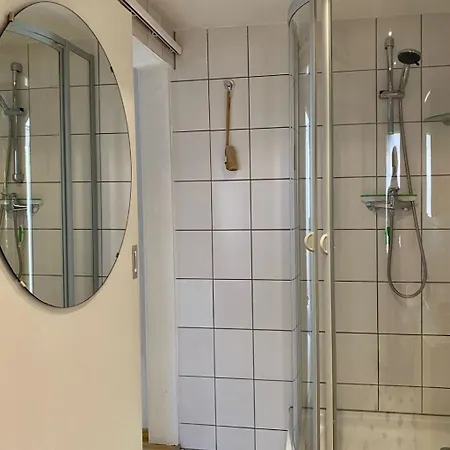 Holiday Home Haus Mit Kunst By Interhome בית נופש