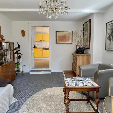 בית נופש Holiday Home Haus Mit Kunst By Interhome *