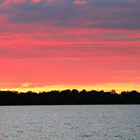 Holiday Home Haus Mit Kunst By Interhome * לייפציג