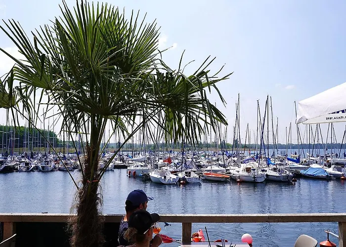 בית נופש Holiday Home Haus Mit Kunst By Interhome