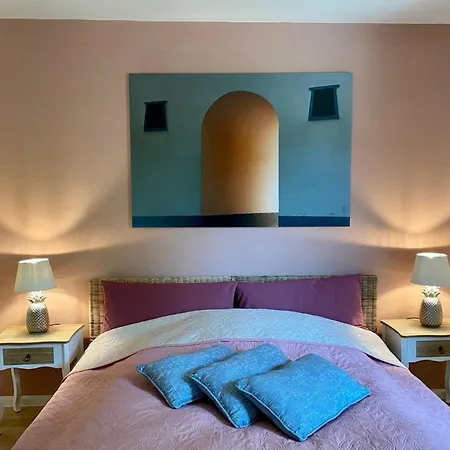 Haus Mit Kunst By Interhome Hébergement de vacances *